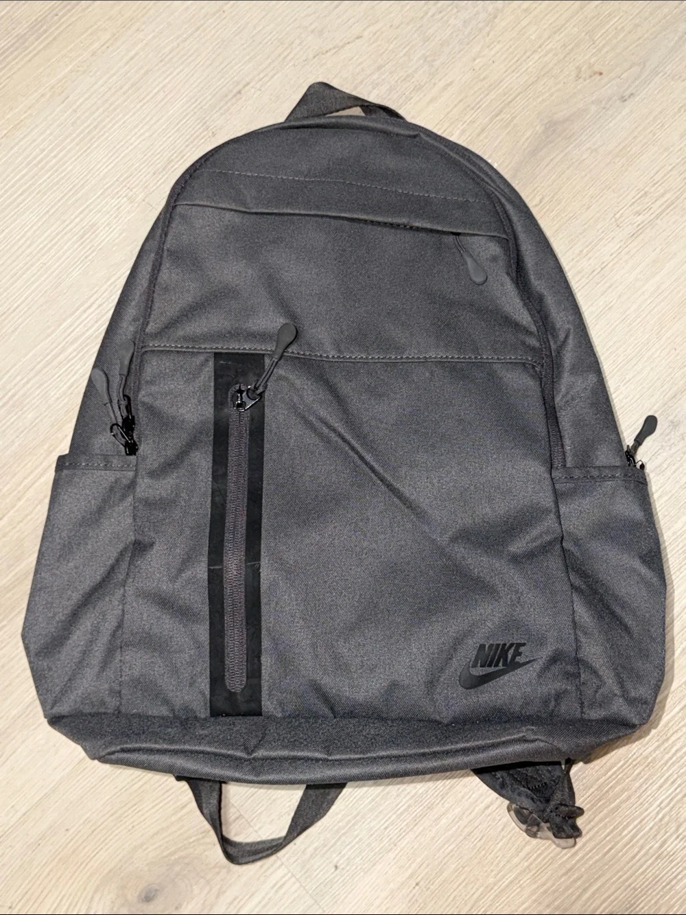 Nike Elemental Premium Backpack (21L) Grey